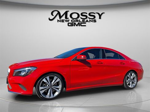 Used 2019 Mercedes-Benz CLA 250 image 1