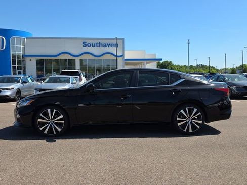 Used 2022 Nissan Altima 2.5 SR FWD image 6