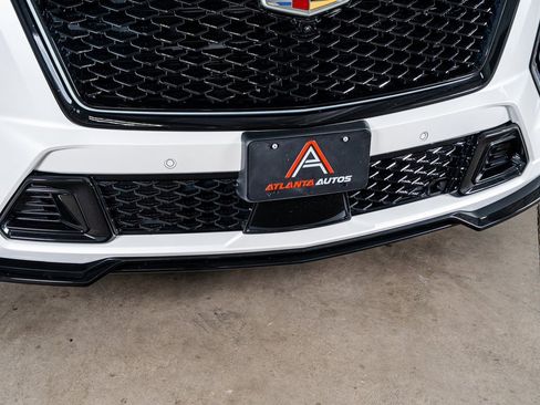 Used 2025 Cadillac Escalade ESV V image 16