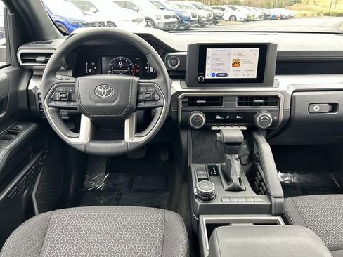 Used 2025 Toyota 4Runner SR5 image 16