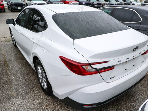 Certified 2025 Toyota Camry LE w/ Convenience Package FWD image 9