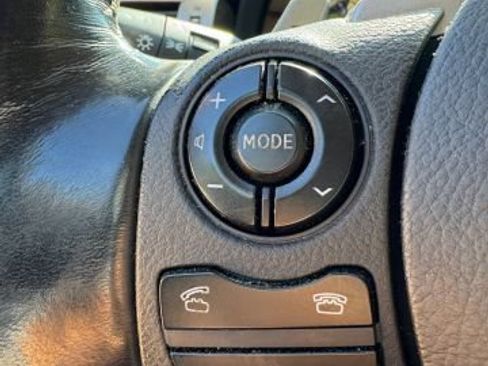 Used 2016 Lexus IS 350 w/ Navigation System Package RWD image 11