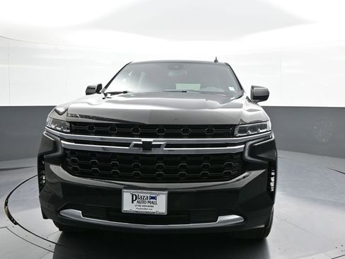 Used 2024 Chevrolet Suburban LS w/ Driver Alert Package AWD/4WD image 2
