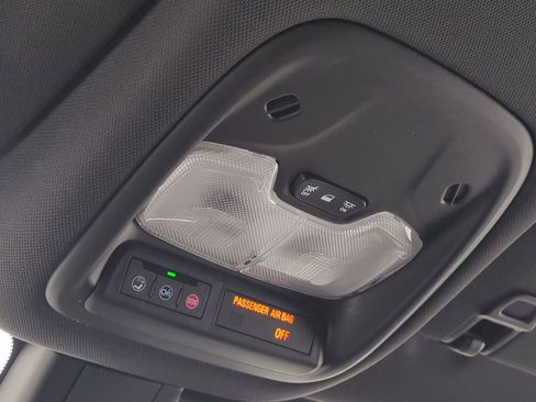 Used 2023 Chevrolet TrailBlazer ACTIV image 34