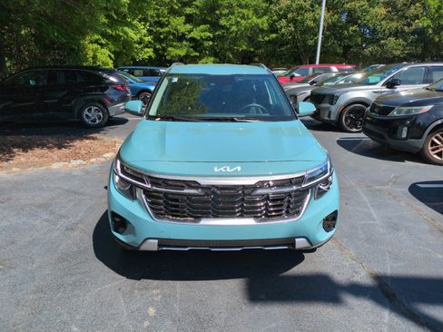 New 2026 Kia Seltos EX FWD image 2