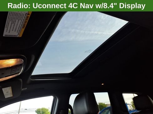 Used 2020 Jeep Grand Cherokee Limited AWD/4WD image 25