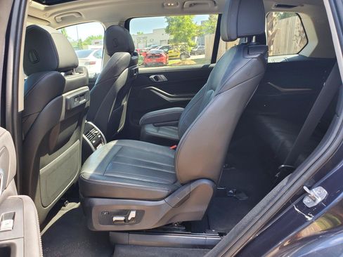 Used 2020 BMW X7 xDrive40i w/ Cold Weather Package AWD/4WD image 27