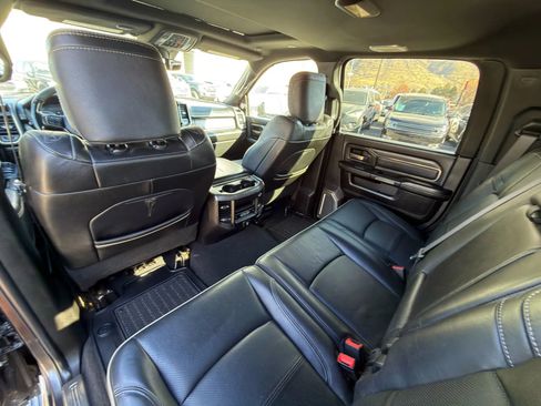 Used 2019 RAM 3500 Limited image 21