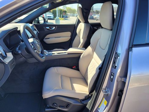 New 2026 Volvo XC60 T8 Plus w/ Climate Package image 9