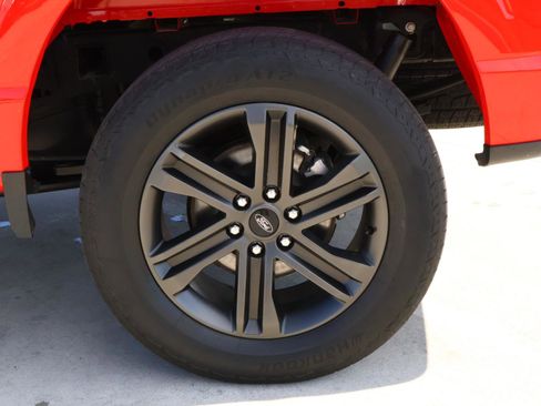 Used 2022 Ford F150 XLT w/ Equipment Group 301A Mid image 11