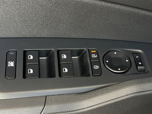 New 2026 Kia Sportage LX FWD image 12