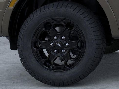 New 2025 Ford Ranger XLT w/ Equipment Group 301A High image 19