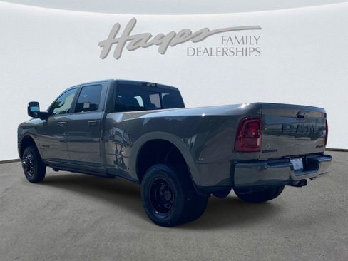 New 2026 RAM 3500 Laramie AWD/4WD image 6