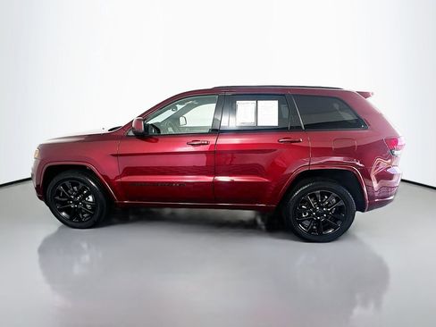 Used 2022 Jeep Grand Cherokee Laredo X image 4