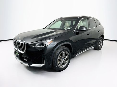 Used 2025 BMW X1 xDrive28i w/ Convenience Package AWD/4WD image 3