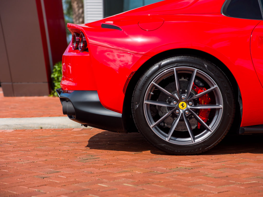 Certified 2022 Ferrari 812 GTS RWD image 6