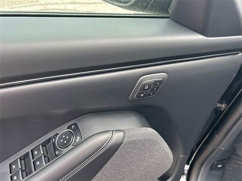 New 2025 Ford Mustang Mach-E Premium image 18