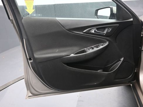 Used 2024 Chevrolet Malibu LT image 21