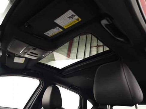 Used 2024 MAZDA CX-5 Signature image 17