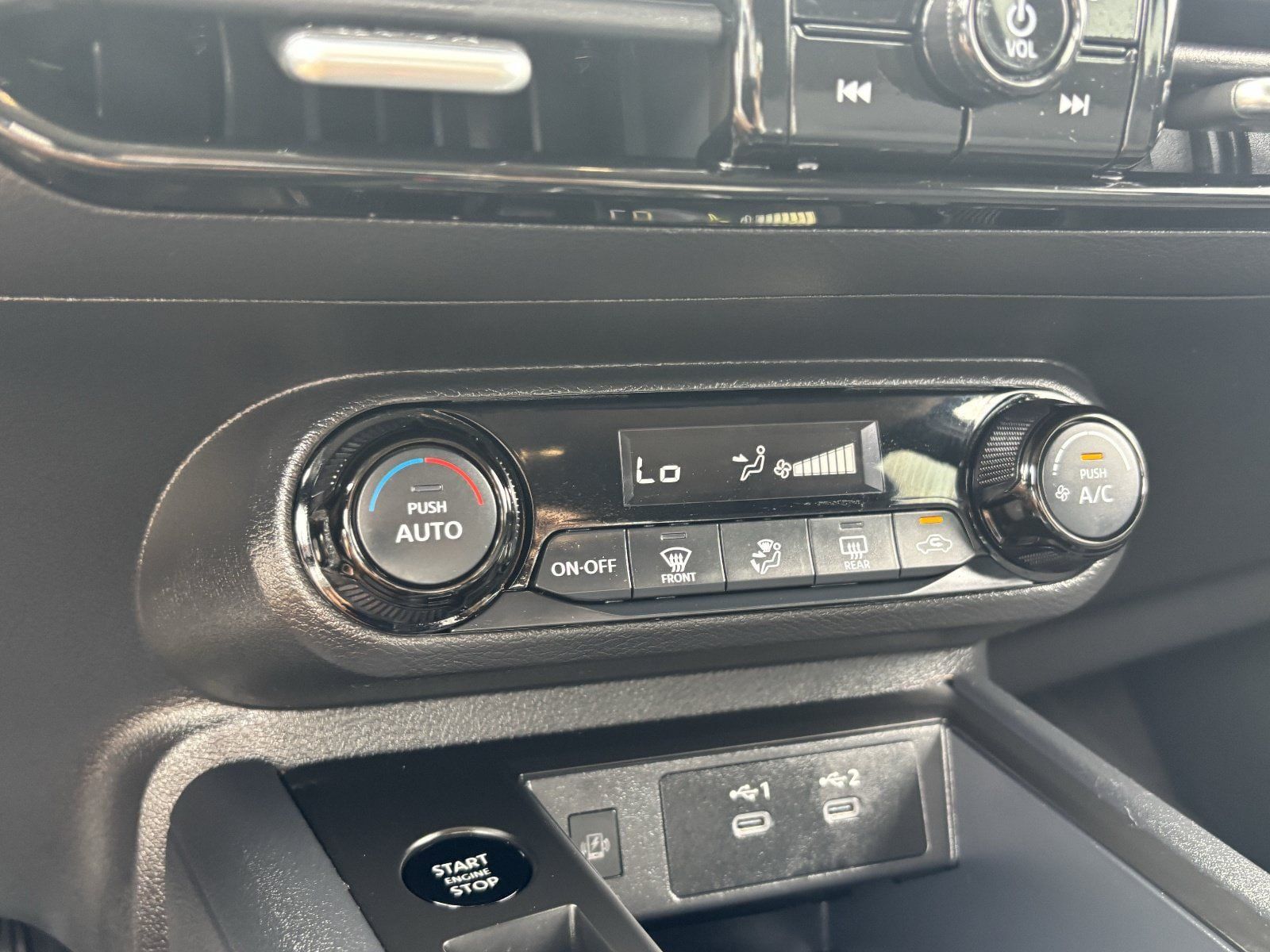 Used 2026 Nissan Kicks SV FWD image 25