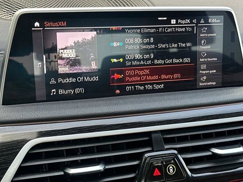 Used 2020 BMW 740i w/ Premium Package image 20