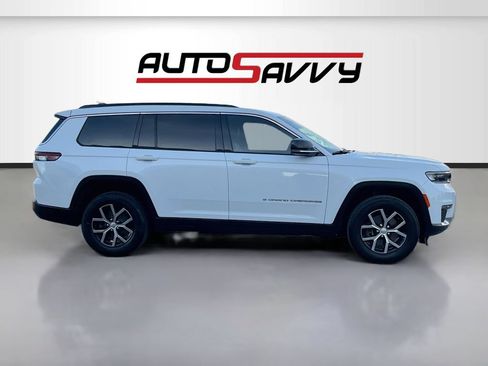Used 2024 Jeep Grand Cherokee L Limited AWD/4WD image 8