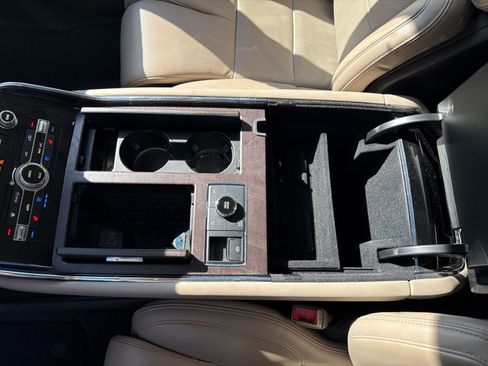 Certified 2023 Lincoln Navigator L Reserve image 27