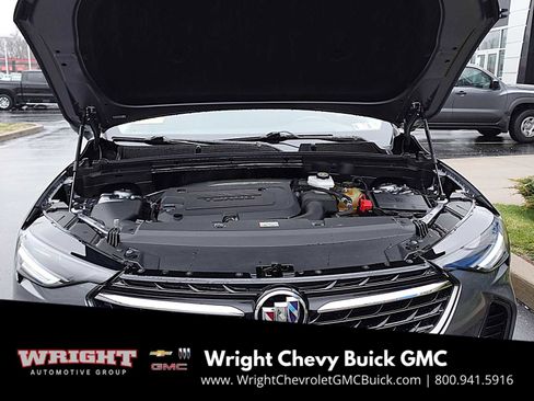 Used 2021 Buick Envision Essence w/ Technology Package I image 29