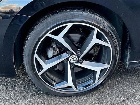 Used 2020 Volkswagen Passat 2.0T R-Line image 8