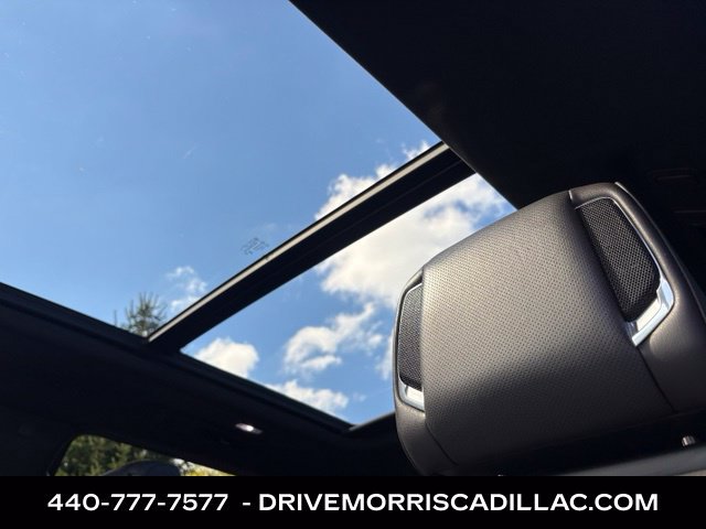 Certified 2023 Cadillac Escalade Premium Luxury w/ Performance Package AWD/4WD image 34