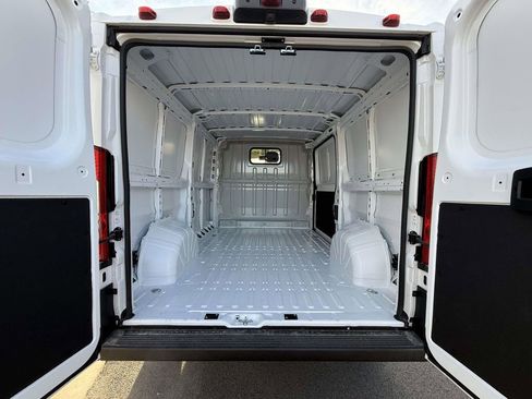 New 2026 RAM ProMaster 1500 w/ Upfitter's Prep Package FWD image 31