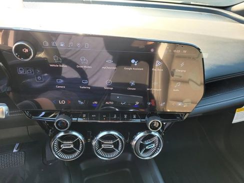 New 2026 Chevrolet Blazer EV LT image 12