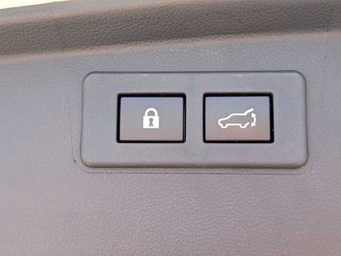 Used 2024 Subaru Outback Limited XT AWD/4WD image 32