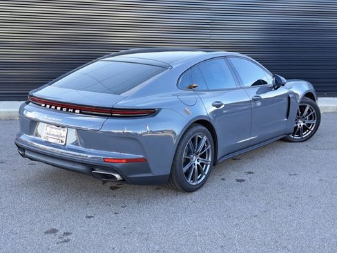 Used 2025 Porsche Panamera 4 image 7