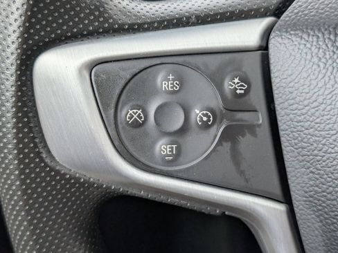 Used 2024 GMC Terrain SLE FWD image 14