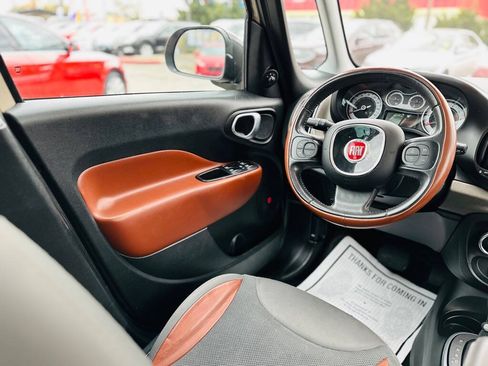 Used 2014 FIAT 500L Trekking w/ Popular Equipment Group FWD image 13