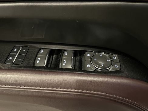 Used 2023 Cadillac Escalade ESV Sport Platinum AWD/4WD image 11