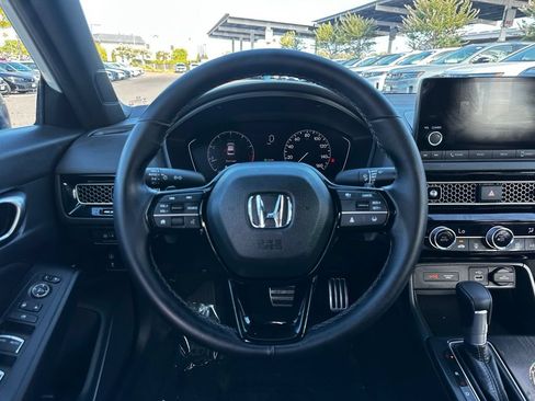 Used 2024 Honda Civic Sport image 8