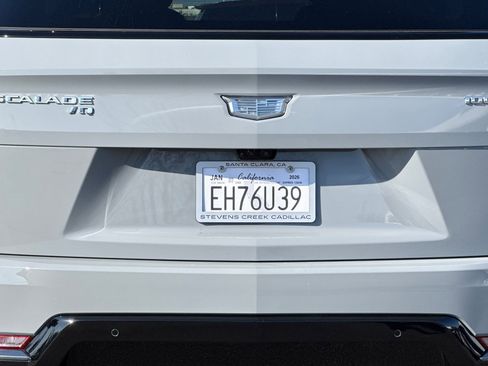 Used 2026 Cadillac Escalade IQ Sport 1 w/ LPO, Floor Liner Package image 44