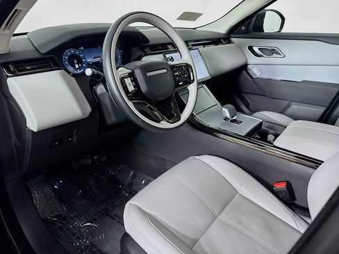 Used 2025 Land Rover Range Rover Velar S image 9
