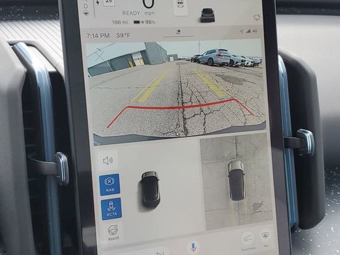 New 2026 Volvo EX30 Ultra w/ Protection Package Premier image 14