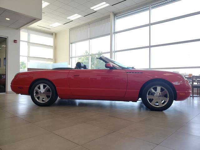 Used 2002 Ford Thunderbird RWD image 8