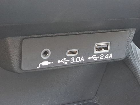 Certified 2025 Subaru Forester Premium AWD/4WD image 25