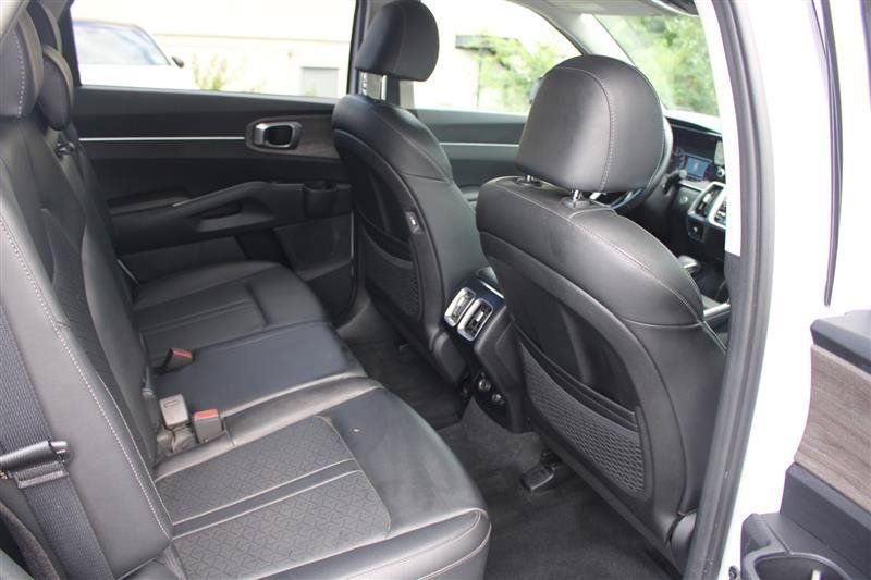 Used 2022 Kia Sorento S AWD/4WD image 11