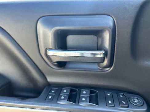 Used 2018 Chevrolet Silverado 1500 LT w/ All Star Edition AWD/4WD image 27