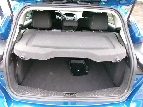 Used 2018 Ford Focus SE FWD image 13