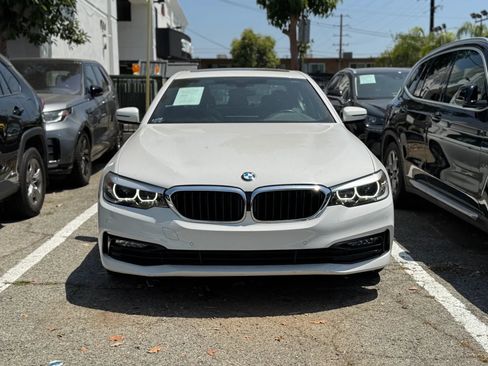 Used 2018 BMW 530e RWD image 2