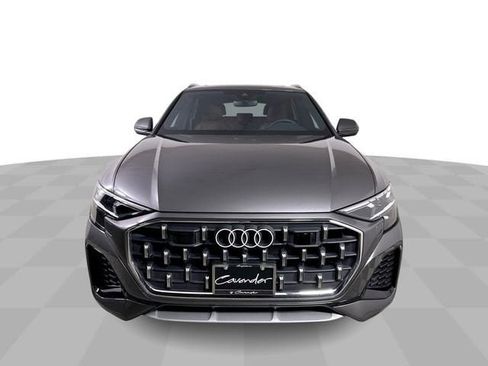 Used 2024 Audi Q8 Premium Plus image 8