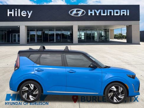 Used 2023 Kia Soul GT-Line image 3