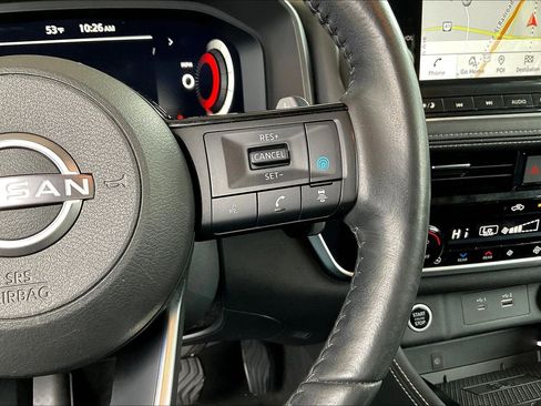 Used 2023 Nissan Rogue Platinum w/ Platinum Premium Package image 13